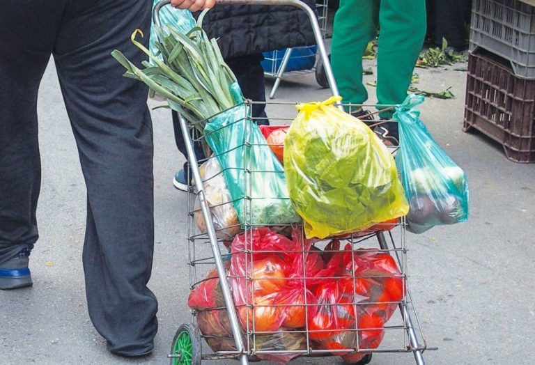 Λανθασμένη στρατηγική, με απαξίωση της εγχώριας παραγωγής