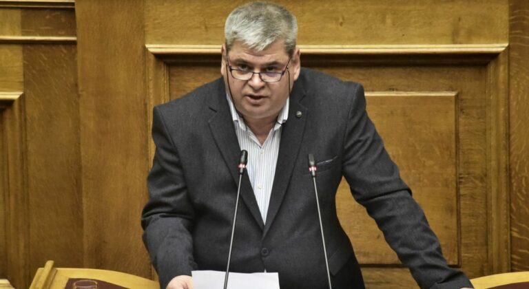 Χ. Ζεϊμπέκ: «Να αρθεί ο άδικος αποκλεισμός των υπαλλήλων των περιφερειακών υπηρεσιών του ΥΠΑΑΤ»