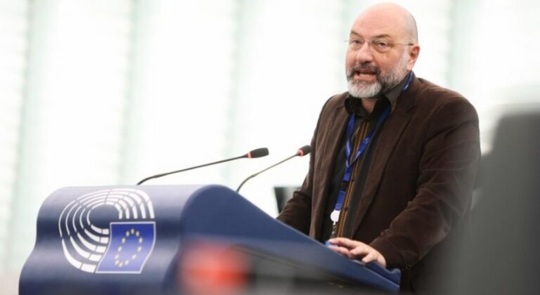 ΠΑΣΟΚ: «Την προστασία των ζώων κατά τη μεταφορά τους», έθεσε στην Κομισιόν ο Αρναούτογλου (vid)