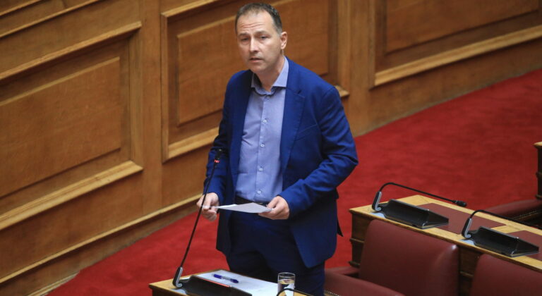 Μεταξάς: «Στην ατομική ευθύνη ρίχνει τα μέτρα πρόληψης για τις ζωονόσους η κυβέρνηση» (vid)