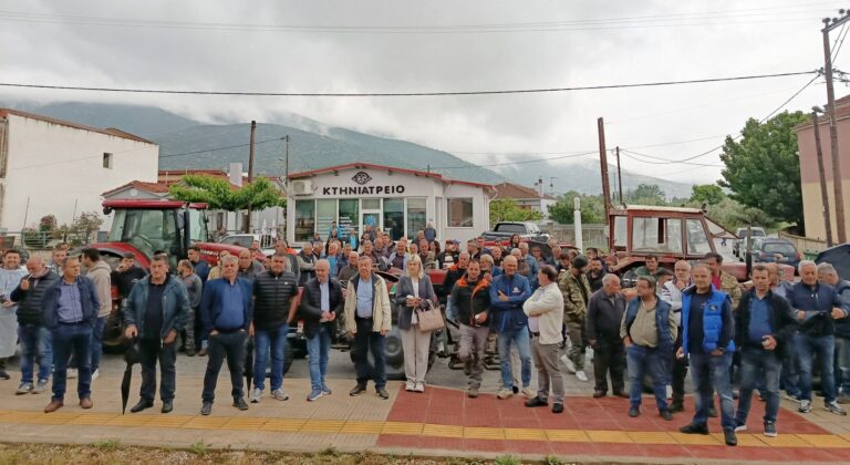 Οι αγρότες κάνουν... ολονυχτία για το Μέτρο 23 - Πάνω από 200 μηχανήματα «στρατοπεδεύουν» στο Συκούριο (βίντεο+φωτο)