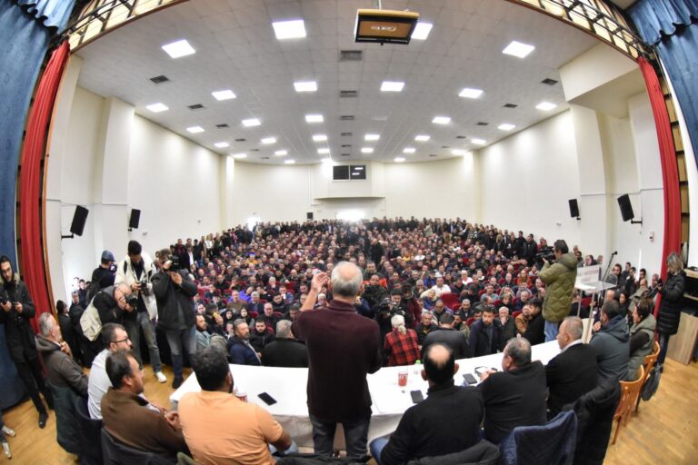 Πανελλαδική σύσκεψη αγροτών σήμερα στη Νίκαια Λάρισα - Αποφασίζουν για συλλαλητήριο στην Αθήνα