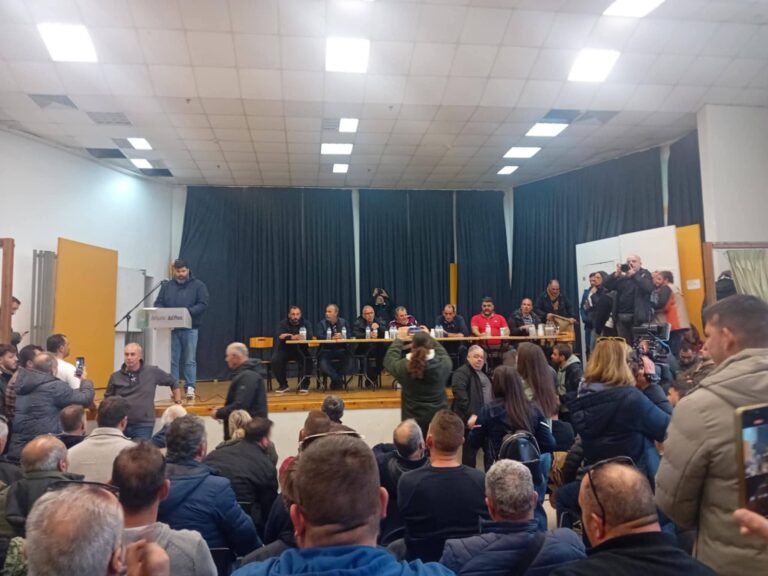 Πρώτα ανακοινώσεις από κυβέρνηση και μετά συνελεύσεις στα μπλόκα για αποφάσεις