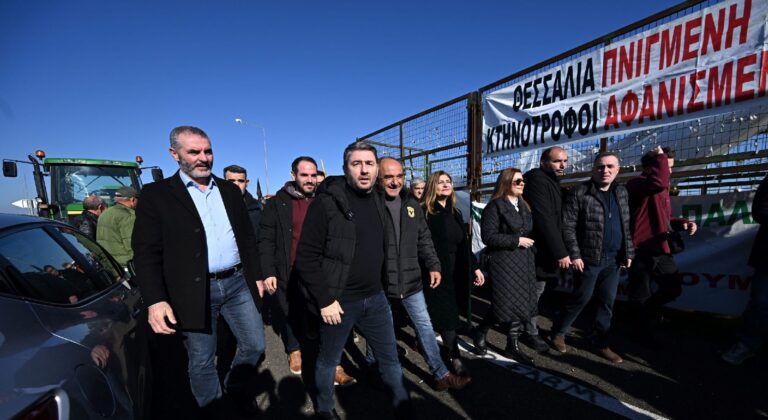 «Πυρά» μέσω ανακοινώσεων Χατζηδάκη - ΠΑΣΟΚ για τις αγροτικές πολιτικές