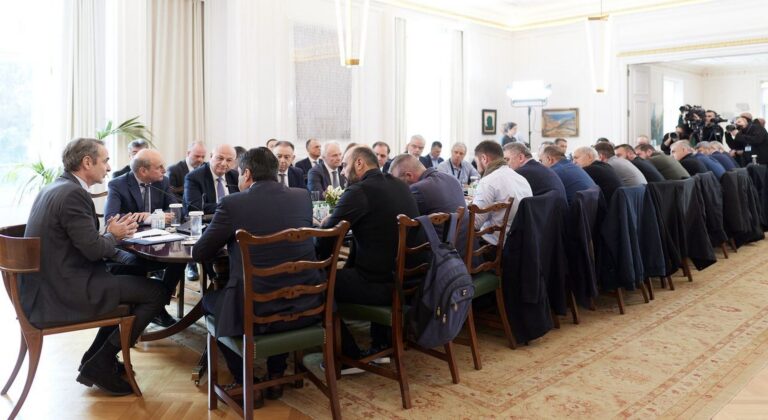 Χρηματοδοτικά εργαλεία για την κτηνοτροφία προανήγγειλε ο Τσιάρας - Στόχος η εκρίζωση χωρίς εμβόλιο