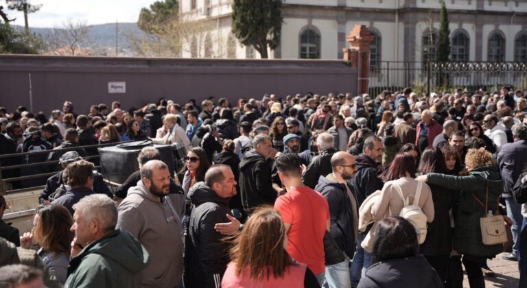 Οι κτηνοτρόφοι της Λέσβου πήραν αυτό που ήθελαν: Ανοίγουν τα τυροκομία, έρχονται αποζημιώσεις (Βίντεο)