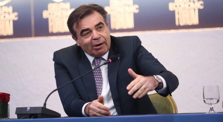 Συνέντευξη Τύπου από Σχοινά και Πρωτοψάλτη  για τον αφθώδη πυρετό (Ζωντανή μετάδοση)