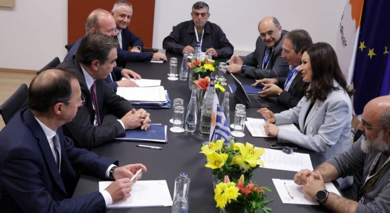 Συντονισμένη δράση Ελλάδας και Κύπρου για τον περιορισμό του αφθώδους πυρετού